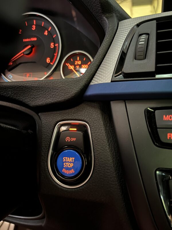 BMW punane/must start/stop nupp