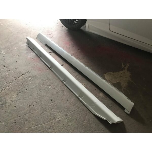 BMW E34 M5 side skirt kit
