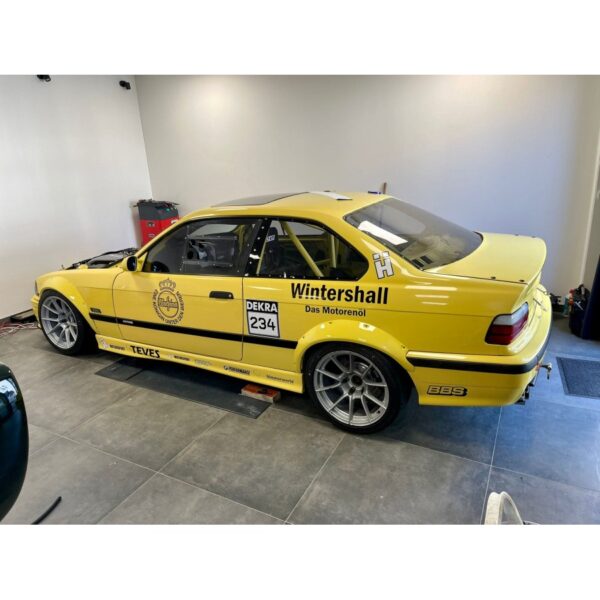 BMW E36 arch kit