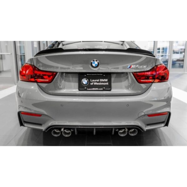 F82 M4 CS Competition Diffusor