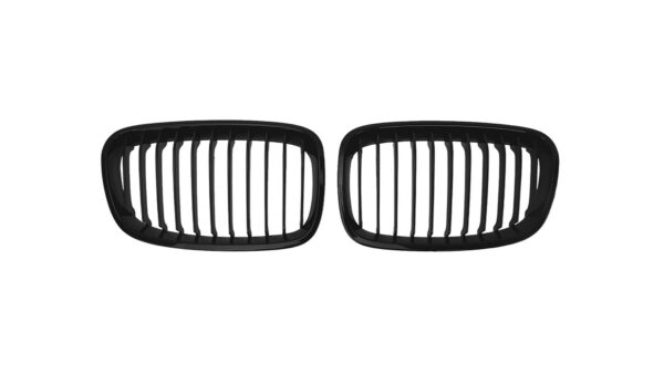 pol_pl_Grill-BMW-1-F20-F21-pojedyncze-zeberka-Matt-Black-265989_3.jpg Grill BMW 1 F20 F21 Single Line Matt Black