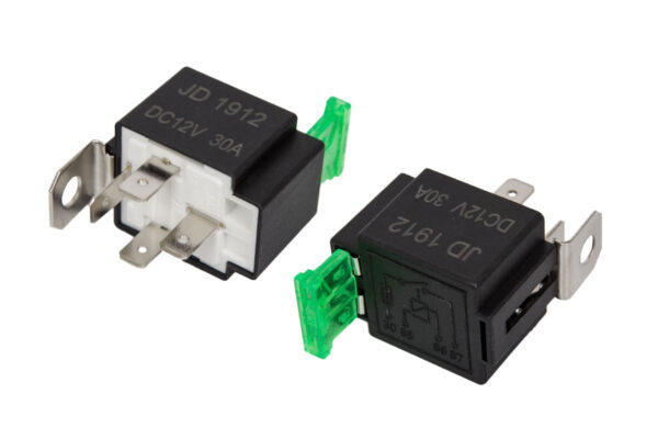 Universal relay 30A with socket and fuse