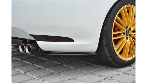 Splitter Alfa Romeo GT Rear Side Gloss Black