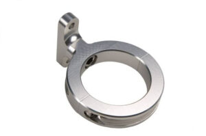 pol_pl_Wspornik-1-2-Aeromotive-11203-11209-11103-11106-12302-12310-127793_5.jpg Aeromotive 2 1/2in Billet Bracket (for 11203/11209/11103/11106/12302 and 12310)