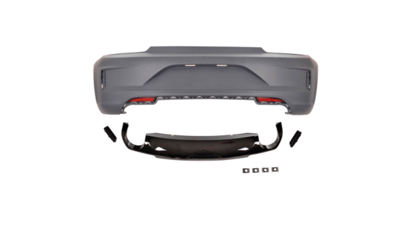 Stange Volkswagen Scirocco III Facelift tagumine koos Difuusor