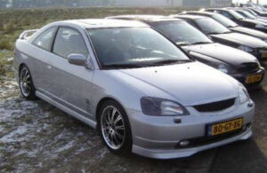 pol_pl_Dokladka-Honda-Civic-VII-Zderzak-Przod-ABS-20980_2.jpg Lip/Splitter Honda Civic VII Esistange ABS