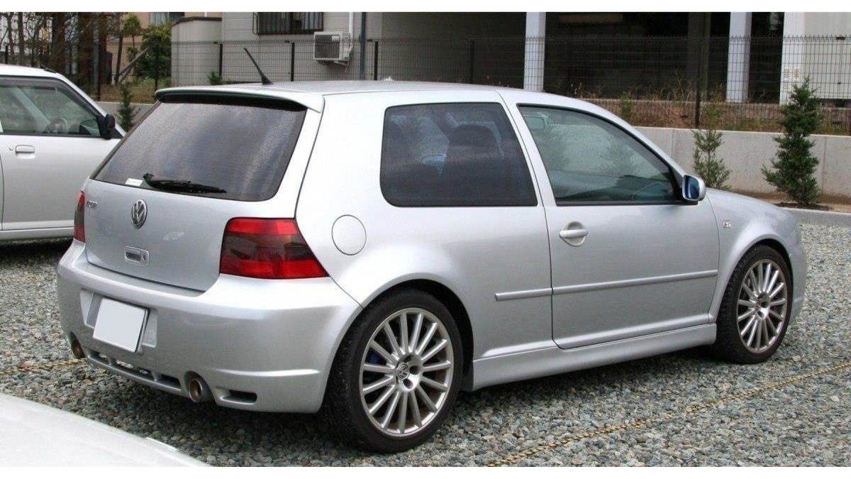 Volkswagen Golf IV küljelaiendid R32 Look