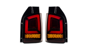 Tuled Volkswagen Transporter T5 tagumine Dynamic LED punane