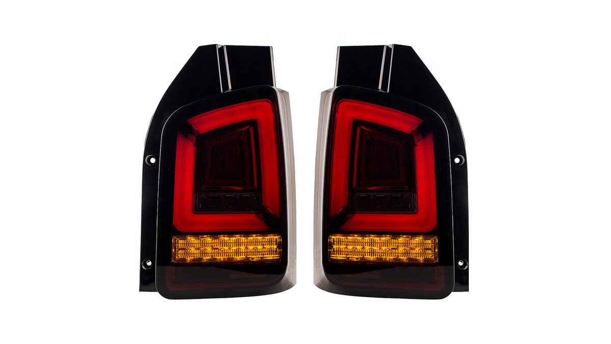 Tuled Volkswagen Transporter T5 tagumine Dynamic LED punane