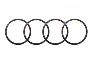 Carbon kile uksekõlari rõngale BMW F30 F34