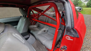 pol_pl_Rollbar-skrecana-pol-klatka-Ford-Mustang-V-White-289113_2.jpg Polditav poolturvapuur Ford Mustang V valge