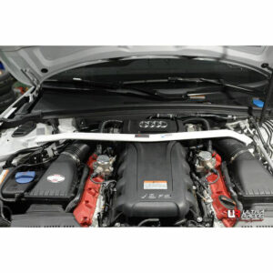 Audi RS5 8T 4.2 10-15 4WD Ultra Racing eesmine ülemine Strutbar