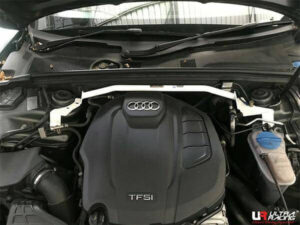 Audi S5 B8 8T 3.0 TFSI 4WD SPORTBACK 07-16 UltraRacing 2P eesmine ülemine Strutbar