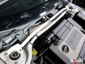Audi TT 8J 06+/TTS Quattro 08+ Ultra-R eesmine ülemine Strutbar