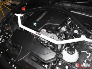 BMW 2 F22/ 3 F30/ 3 GT F34/ 11+ Ultra-R eesmine ülemine Strutbar