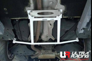 BMW 3-Series F30 320/328/330 11+ Ultra-R 4P tagumine alumine Brace
