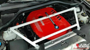 BMW G02 X4 3.0T 4WD 18+ UltraRacing 4-punkti eesmine ülemine Strutbar