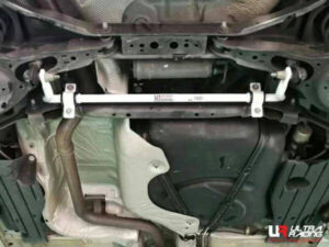 Ford Focus MK3 2.0-Duretec 2WD 12-18 UltraRacing tagumine stabilisaatorvarras 23mm