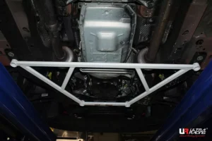 Ford Mustang 5.0 V8 2WD Coupe 15+ UltraRacing 4-punkti eesmine alumine Brace