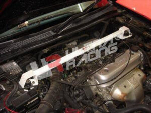 Honda Accord 94-97 2D UltraRacing eesmine ülemine Strutbar