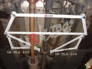 Honda CRV 07+ 2WD UltraRacing 4-punkti eesmine alumine Brace