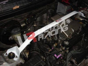 Honda CRV 99-04 Rdi UltraRacing 2-punkti eesmine ülemine Strutbar