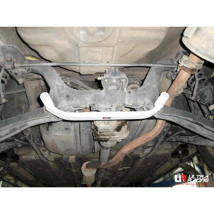 Honda CRV RD1 95-99 UltraRacing tagumine alumine Tiebar