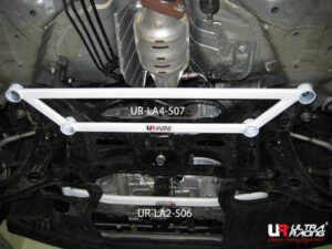 Honda CRZ/Jazz/Insight 08+ UltraRacing eesmine alumine Tiebar