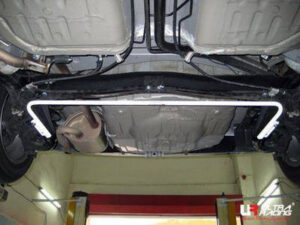 Honda CRZ/Jazz/Insight 08+ UltraRacing tagumine stabilisaatorvarras 16mm