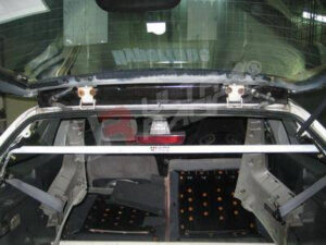 Honda Civic 92-95 3D UltraRacing C-Pillar Bar reguleeritav