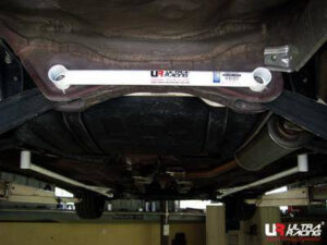 Honda Civic FD 06+ Hybrid / FB 12+ Ultra-R 2P tagumine alumine Bar