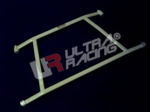 Honda Jazz/Fit 01-08 UltraRacing 4-punkti eesmine alumine Brace