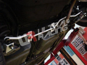 Honda Jazz/Fit 01-08 UltraRacing tagumine stabilisaatorvarras 16mm