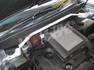 Hyundai Santa Fe 07+ CM Ultra-R eesmine ülemine Strutbar