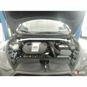 Hyundai Veloster 1.6 GDI 11+ UltraRacing eesmine Strut bar