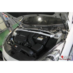 Hyundai i40 SW 11+ UltraRacing 2P eesmine ülemine Strut bar