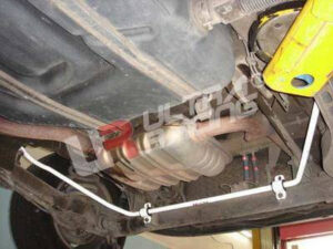 Kia Carnival UltraRacing tagumine stabilisaatorvarras 19mm