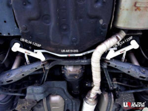 Lexus IS200/RS200 UltraRacing tagumine stabilisaatorvarras 19mm