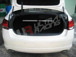 Lexus IS250/350 +GS300/350 UltraRacing tagumine ülemine Strutbar