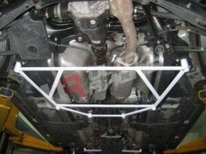 Lexus IS250/350/IS F 05-09 Ultra-R 6P tagumine alumine Brace 670
