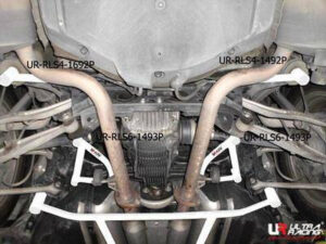 pol_pl_Rozporka-Lexus-LS-430-06-UltraRacing-2x-3-punktowa-tylna-boczna-Bars-1693P-206978_1.jpg Lexus LS 430 06+ UltraRacing 2x 3-punkti tagumine Bars 1693P