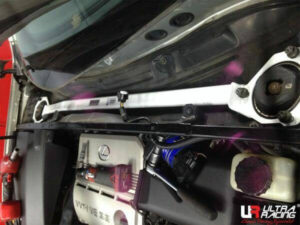 pol_pl_Rozporka-Lexus-RX-330-XU30-3-3-V6-4WD-LHD-03-08-UltraRacing-2-punktowa-przednia-gorna-Strutbar-206986_1.jpg Lexus RX 330 XU30 3.3 V6 4WD LHD 03-08 UltraRacing 2-punkti eesmine ülemine Strutbar
