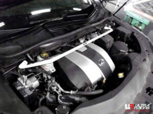 pol_pl_Rozporka-Lexus-RX-350-AL20-3-5-V6-4WD-15-UltraRacing-2-punktowa-przednia-gorna-Strutbar-206988_1.jpg Lexus RX 350 AL20 3.5 V6 4WD 15+ UltraRacing 2-punkti eesmine ülemine Strutbar