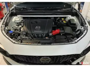 Mazda CX-30 DM 2.0 2WD 19+ UltraRacing 2-punkti eesmine ülemine Strutbar