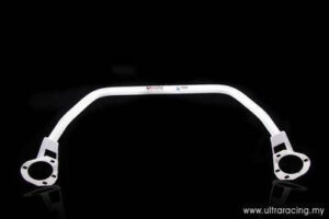 pol_pl_Rozporka-Mazda-MX-5-NC-06-UltraRacing-2-punktowa-przednia-gorna-Strutbar-207155_1.jpg Mazda MX-5 NC 06+ UltraRacing 2-punkti eesmine ülemine Strutbar