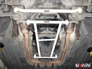 Mercedes E-Class 03-06 W211 Ultra-R eesmine alumine Tiebar