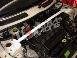 Mini Cooper S R53/R55 1.6 01+ Ultra-R eesmine ülemine Strutbar