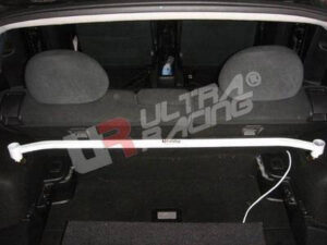pol_pl_Rozporka-Mitsubishi-Colt-05-3-5D-UltraRacing-tylna-gorna-Strutbar-207433_1.jpg Mitsubishi Colt 05+ 3/5D UltraRacing tagumine ülemine Strutbar