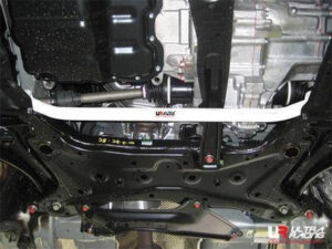 Mitsubishi Lancer Sportback 10+ Ultra-R eesmine alumine Tiebar