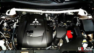 Mitsubishi Outlander 2.4 2WD/4WD 13+ Ultra-R eesmine Strutbar